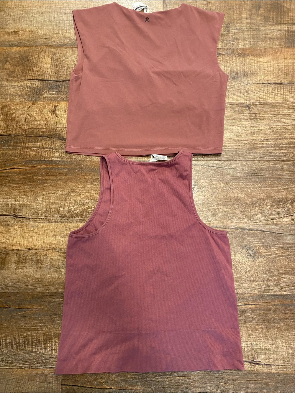 Athleta women Tank Tops - Picture 4 of 5